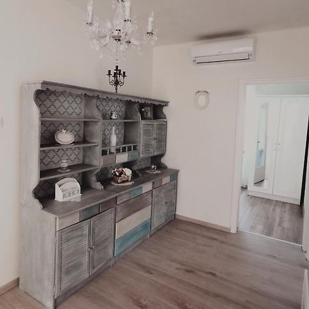 Family Garden Apartmanház Siofok Dış mekan fotoğraf