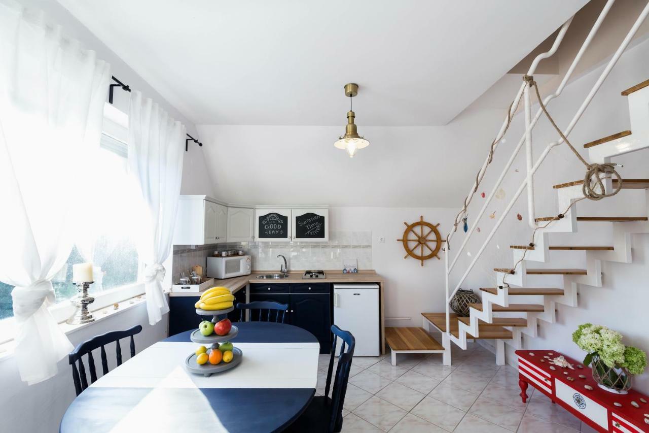 Family Garden Apartmanház Siofok Dış mekan fotoğraf